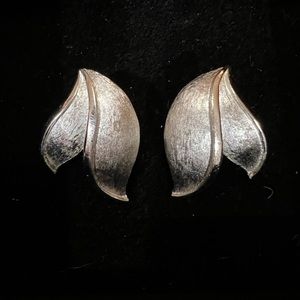 Vintage Trifari Clip Earrings